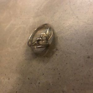 White gold heart ring w diamond accent